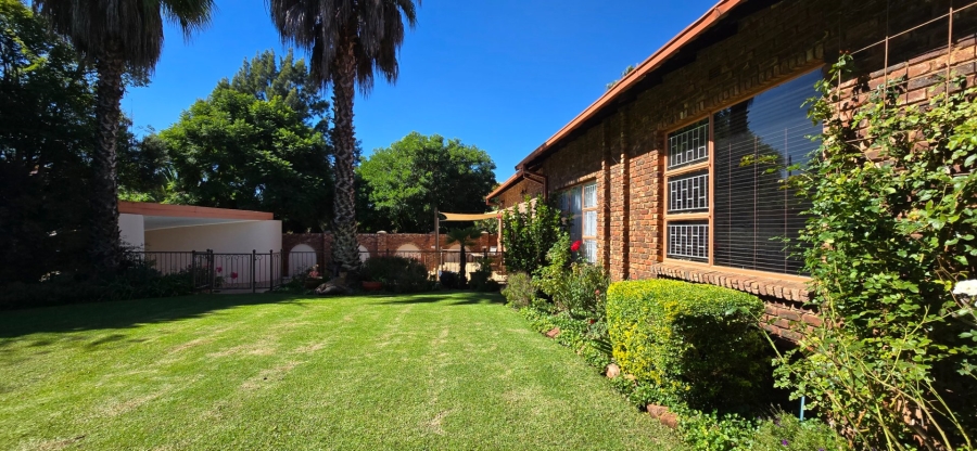 4 Bedroom Property for Sale in Doringkruin North West